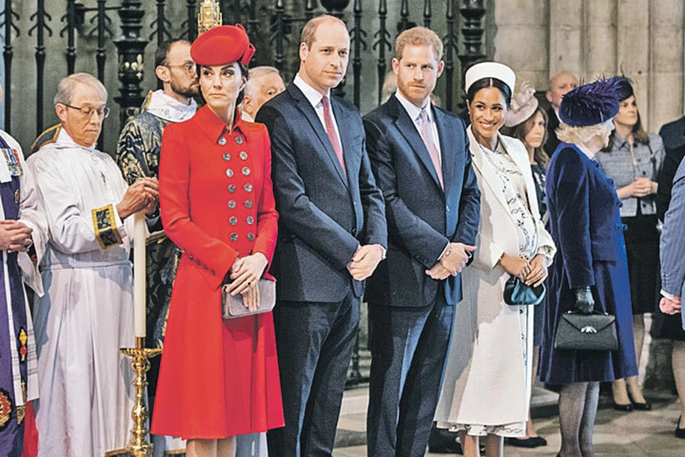Британские СМИ утверждают, что отношения между принцами и их женами натянутые. И все из-за Меган...