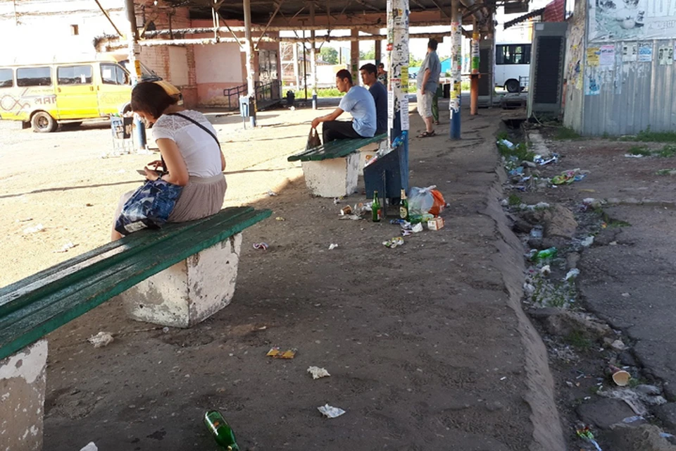 Кстовскую автостанцию очистили от мусора после жалоб в соцсетях