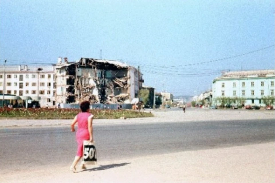 "Дом с аптекой" обрушился 9 июня 1993 года.