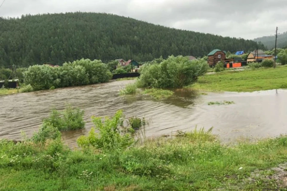 Наводнение под Иркутском: эвакуированы два детских лагеря в Шелеховском районе. Фото: соцсети.