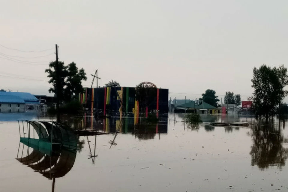 Потоп в Тулуне: уровень воды в реке Ия достиг 990 сантиметров. Фото: соцсети