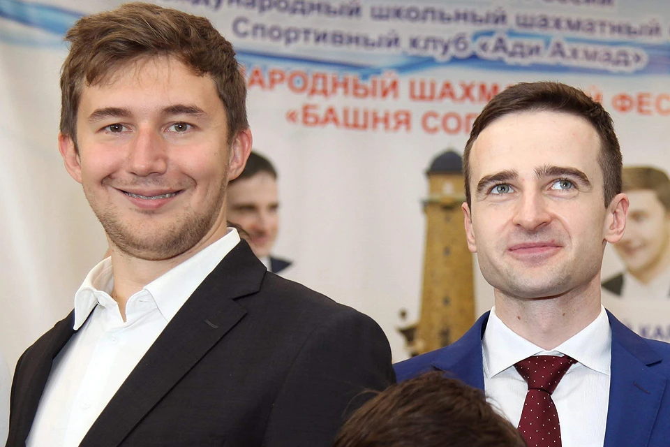Слева направо: Сергей Карякин и Эрнесто Инаркиев. Фото: Владимир Барский