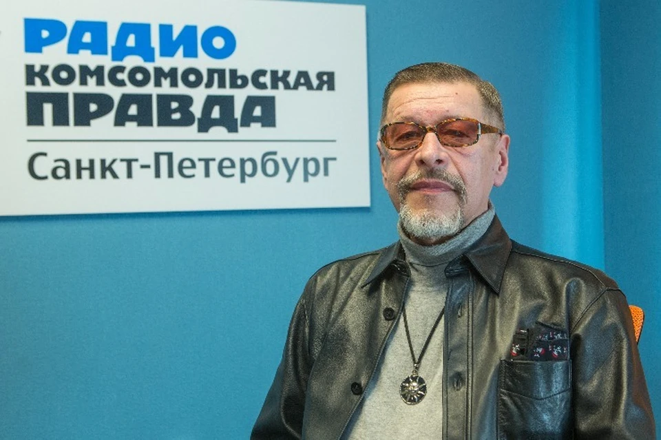 Александр Донских в студии радио «Комсомольская правда в Петербурге»