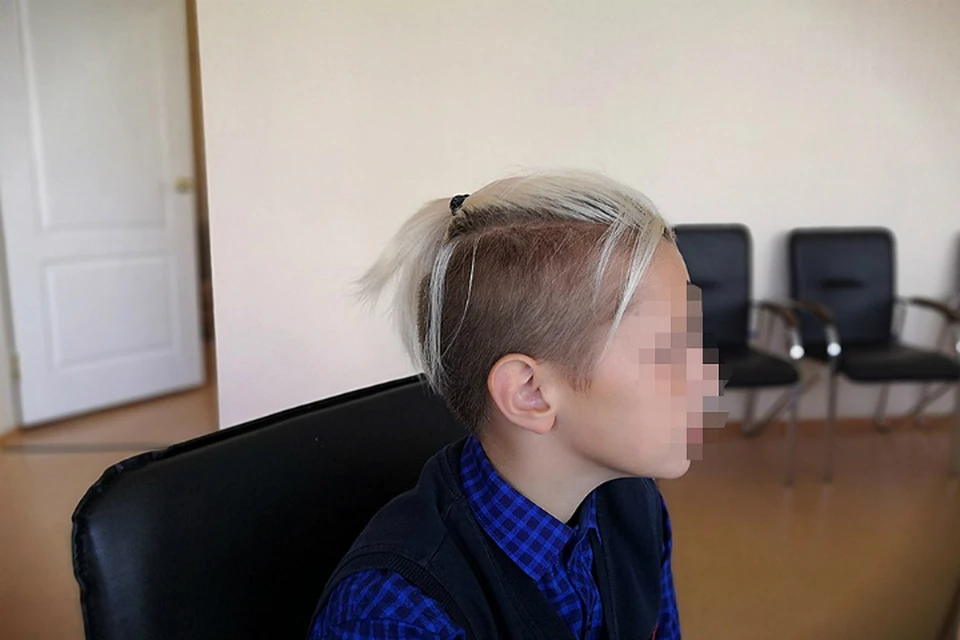 Следователи в Красноярском крае заинтересовались конфликтом из-за прически школьника