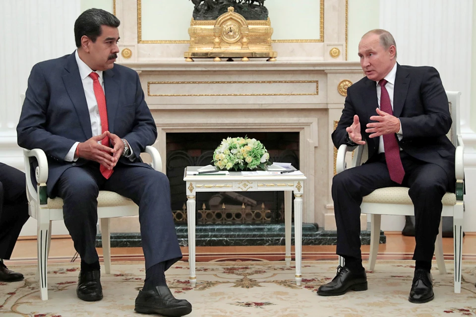 В Кремле прошла встреча Президента России Владимира Путина и президент Венесуэлы Николаса Мадуро.