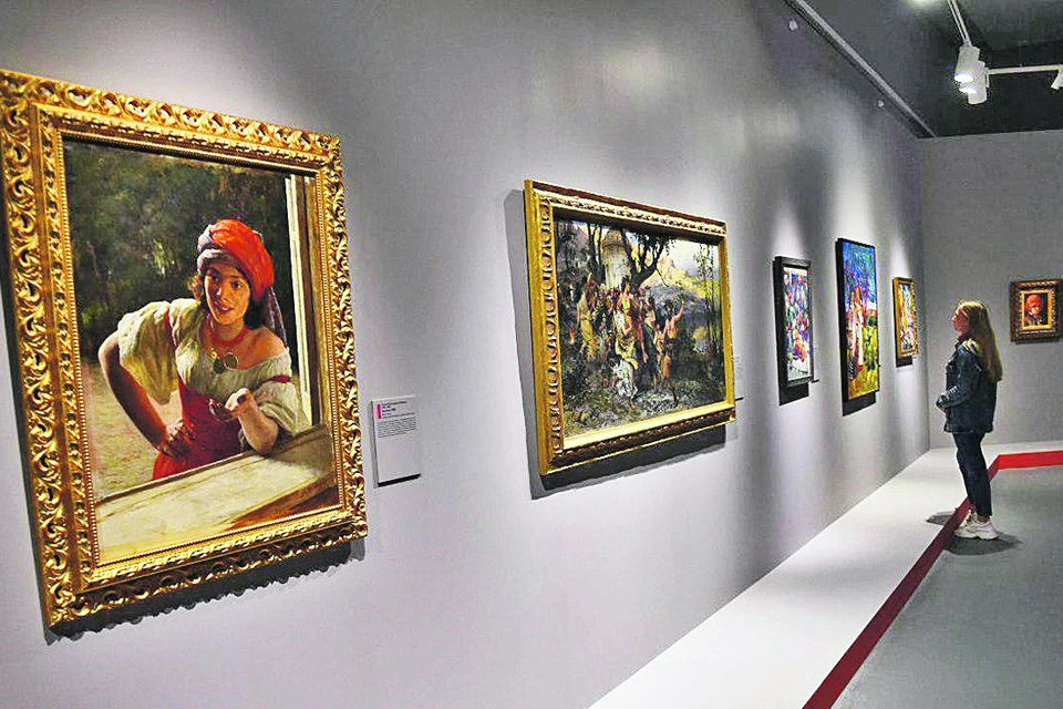 Шедевры из 11 музеев региона представлены в рамках единой экспозиции. Фото: Павел ПОПОВ