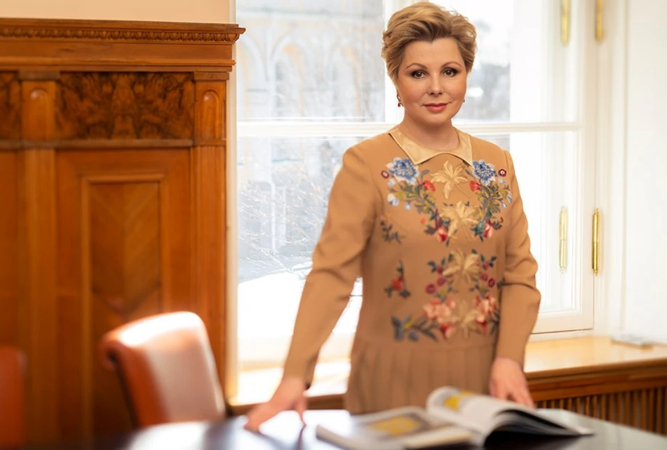 Елена Гагарина унаследовала папину открытую улыбку. Фото: www.kreml.ru