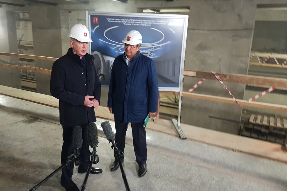 18 октября мэр Москвы Сергей Собянин посетил строящуюся станцию "Окская".
