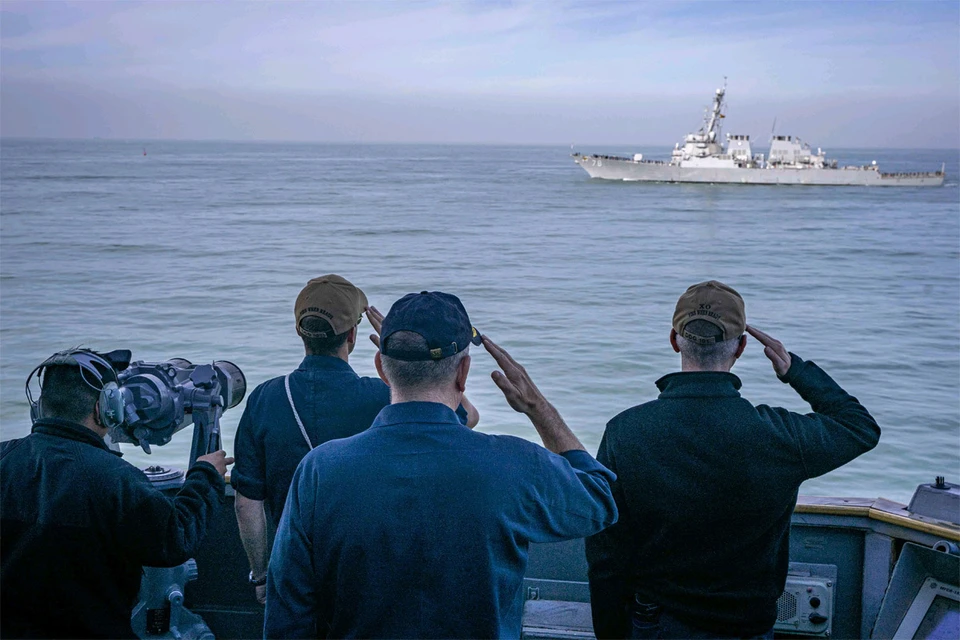 Корабли НАТО во время учений в Атлантике.