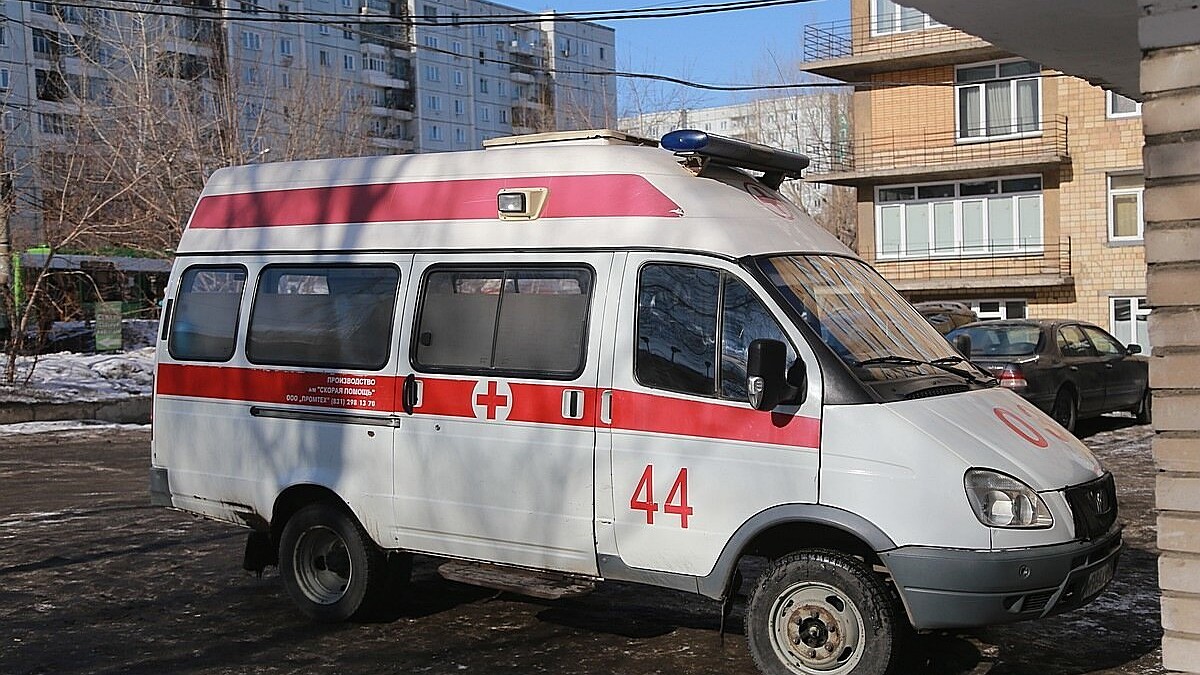 Врачи решили правильно»: в минздраве объяснили, почему скорая не забрала  бездомного в больницу - KP.RU