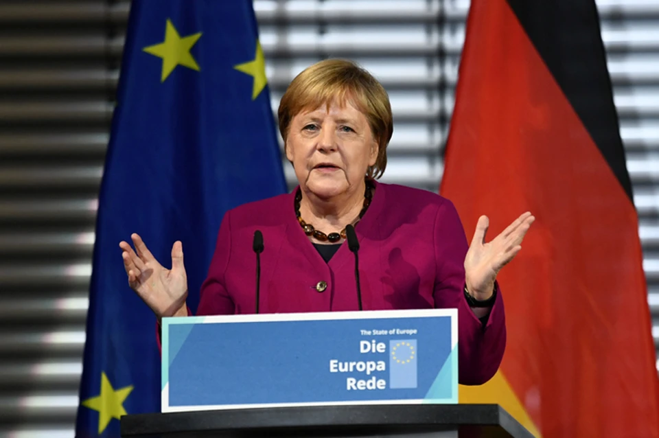 Канцлер Германии Ангела Меркель не поблагодарила Михаила Горбачева в своем выступлении в честь 30-летия падения Берлинской стены