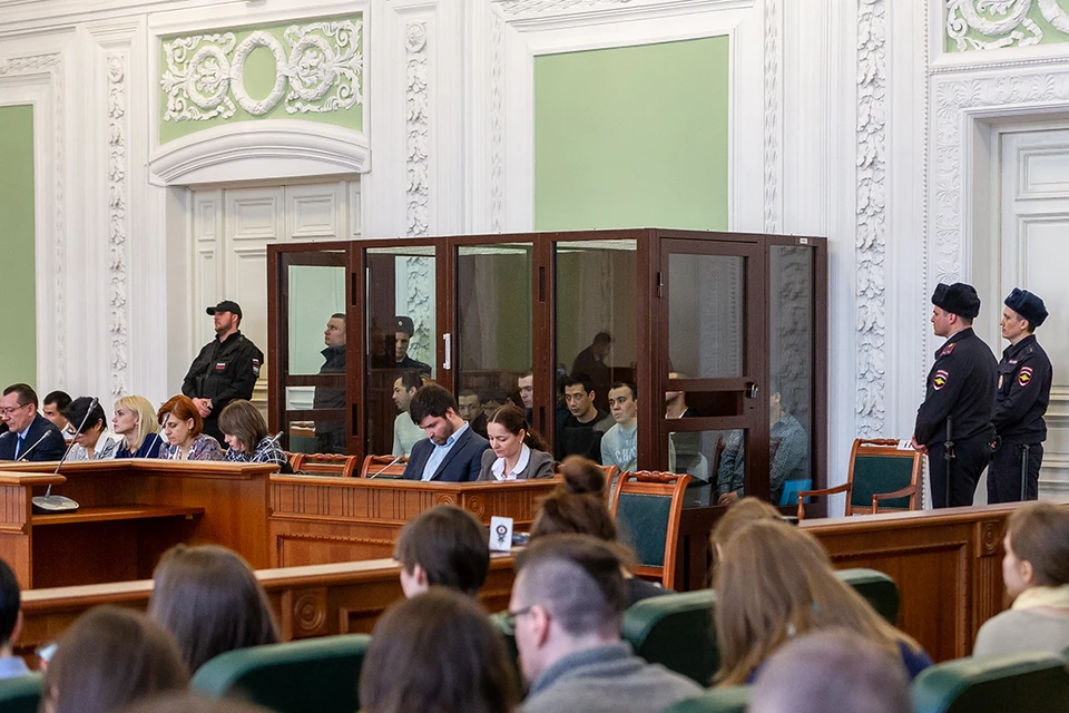 Прямая трансляция из зала суда, где выносят приговор обвиняемом в теракте в метро в Петербурге 3 апреля 2017 года.