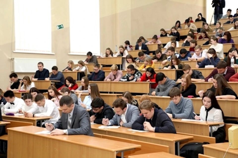 В Хабаровске все желающие сдали тест по истории Отечества
