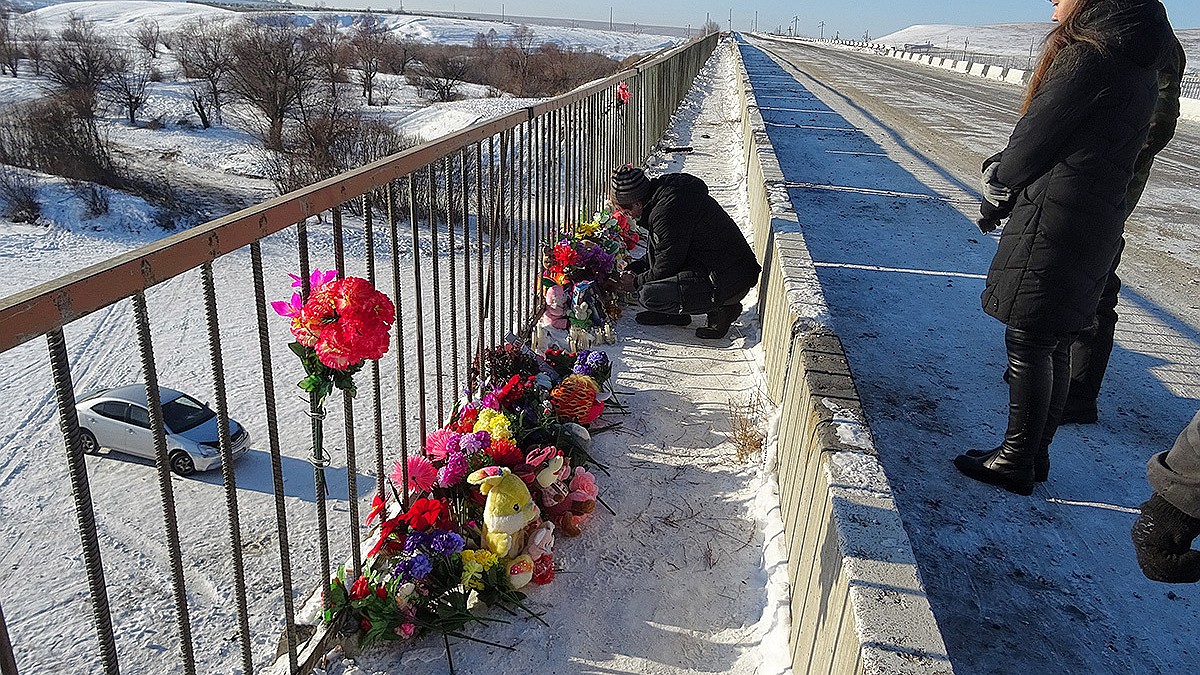 Падение с моста, мороз или разгильдяйство: что стало настоящей причиной  гибели 19 пассажиров под Читой - KP.RU