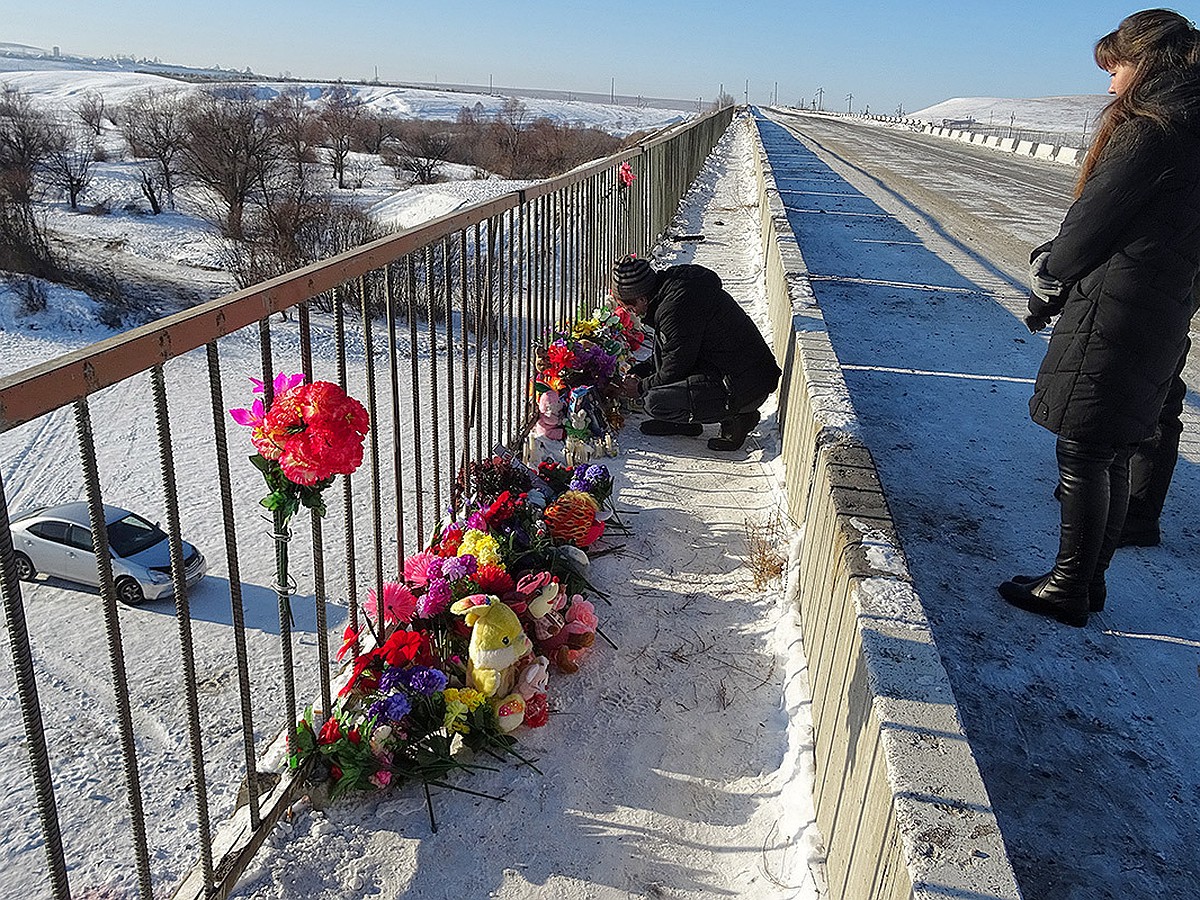 Падение с моста, мороз или разгильдяйство: что стало настоящей причиной  гибели 19 пассажиров под Читой - KP.RU