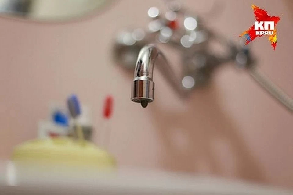 Когда воду вернут в дома, не сообщается.