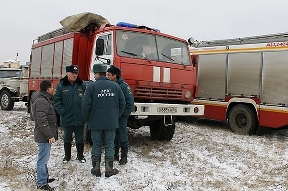 По предварительным сведениям, несущие конструкции взрыв не повредил.