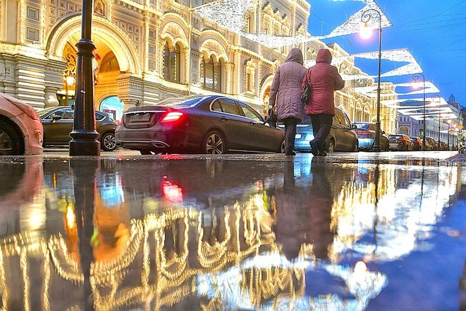 В Росгидромете объяснили, почему в России аномально теплая погода