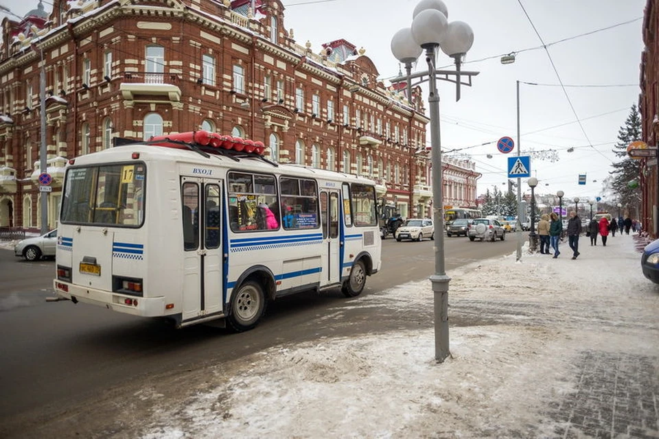 Как сообщает мэрия, почти 90 процентов маршрутных автобусов в Томске оснащены системой безналичной оплаты проезда.