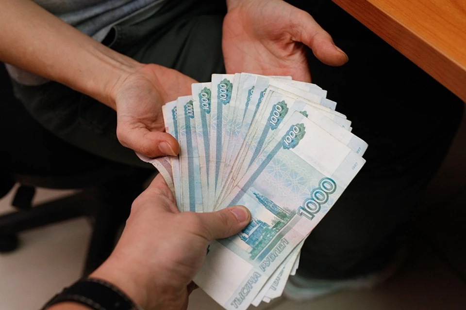 Средний долг россиян перед банками достиг четверти миллиона рублей