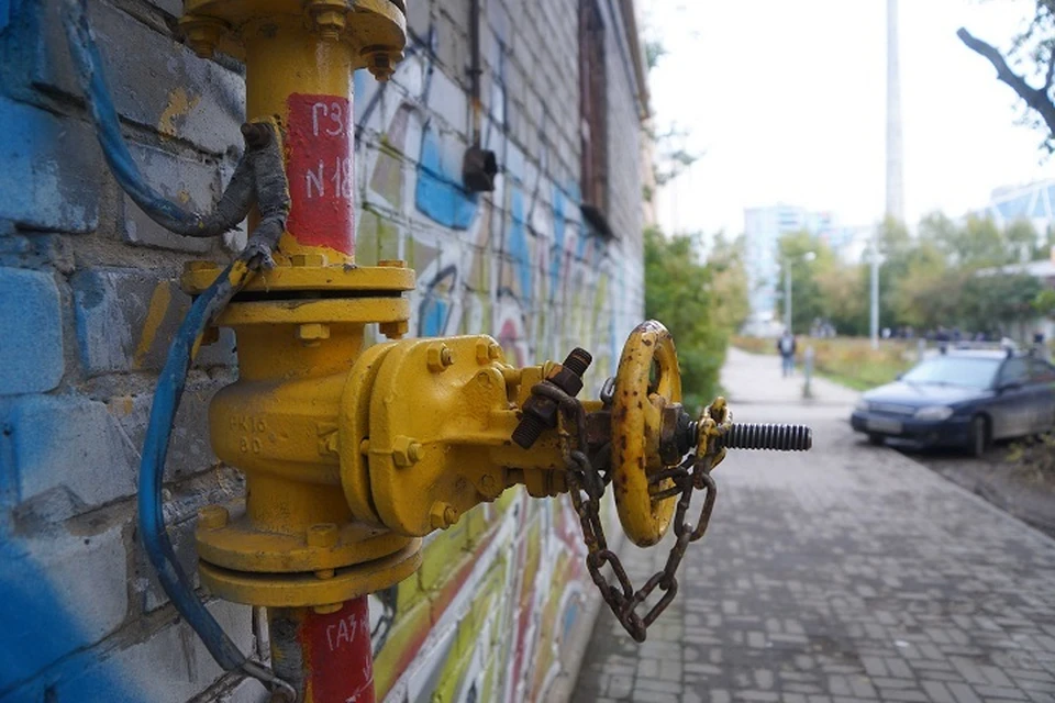 В Екатеринбурге отец с сыном пытались своровать газ