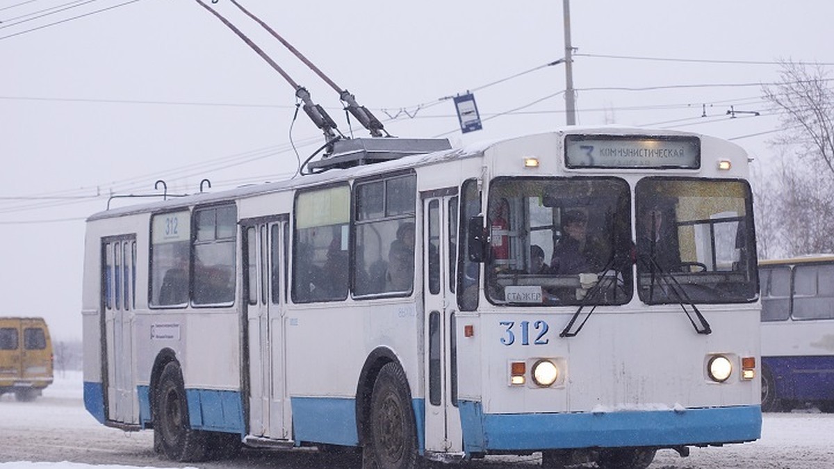 Транспортная реформа в Екатеринбурге: какие маршруты автобусов, троллейбусов  и трамваев сократят, а какие добавят - KP.RU