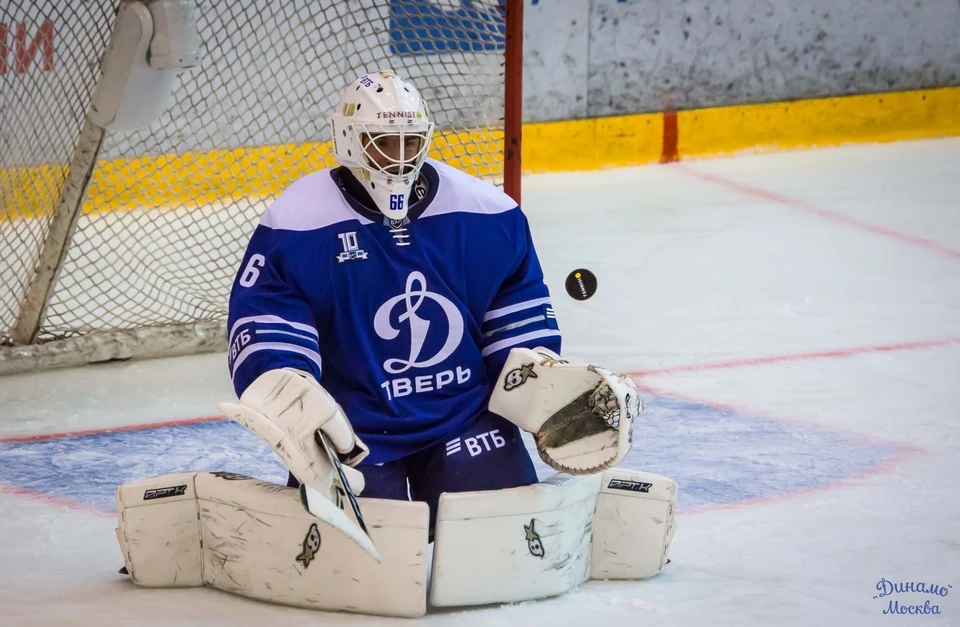 "Хумо" обыграло "Динамо" со счетом 5:4 Фото: vhl.dynamo.ru