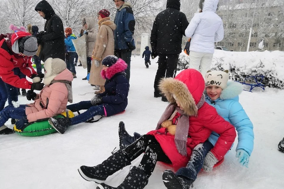 Дончане наверстывают упущенное за долгие месяцы бесснежной зимы.