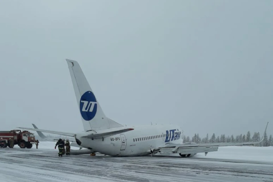 Пассажир случайно снял на видео жесткую посадку самолета в Усинске