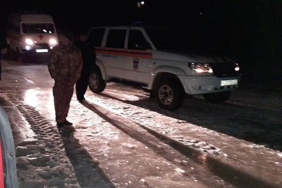 Место происшествия хабаровск сегодняшний. В Хабаровске провалилась машина. Два Хабаровска ушли. Дунйада бой бола фото машинами уйти.