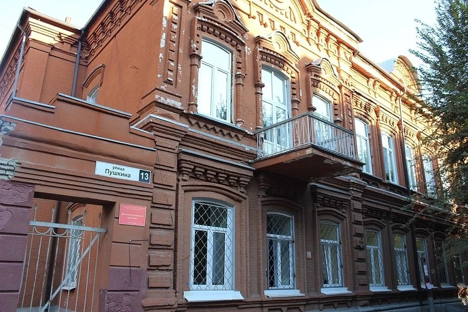 Фото с сайта музыкальной школы.