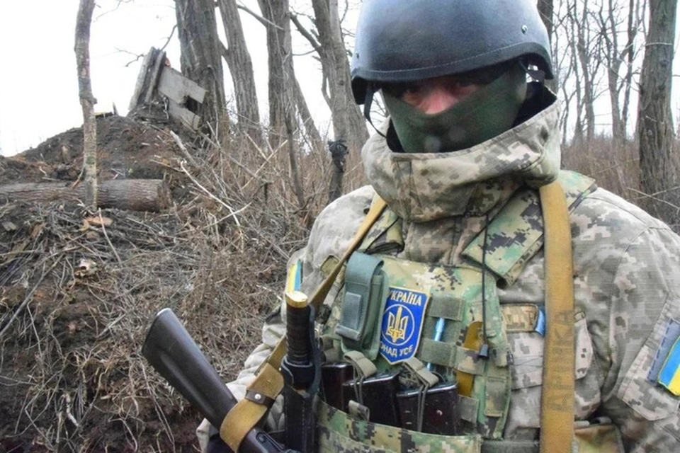 Украинские военные отметили день влюбленных с размахом. Фото: rusvesna.su