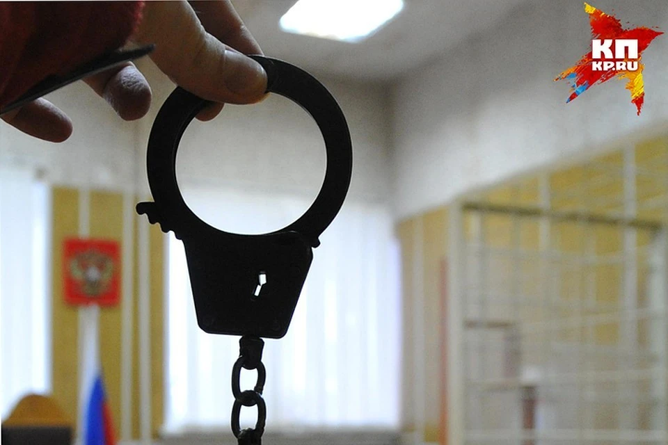 Упаковщик воровал товары со склада интернет-магазина