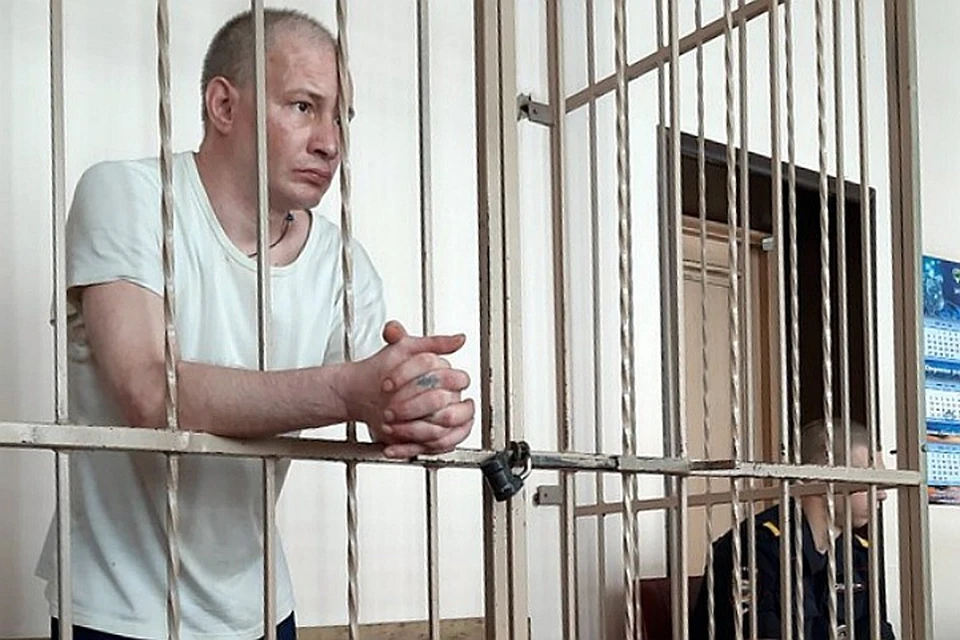 Дмитрий Бакшеев в зале суда