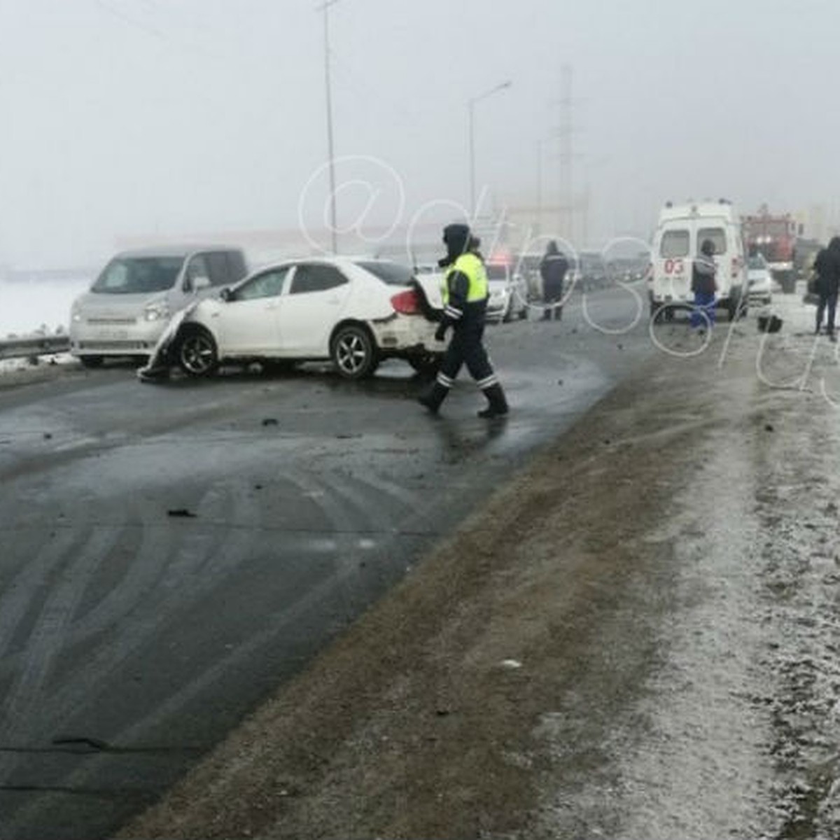 ДТП на трассе в Усолье-Сибирском: 24-летняя девушка пострадала в  столкновении трех автомобилей - KP.RU