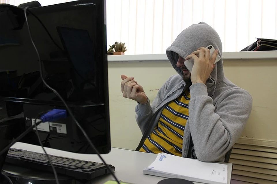 Парню также пришлось оплатить вызов спецслужб.