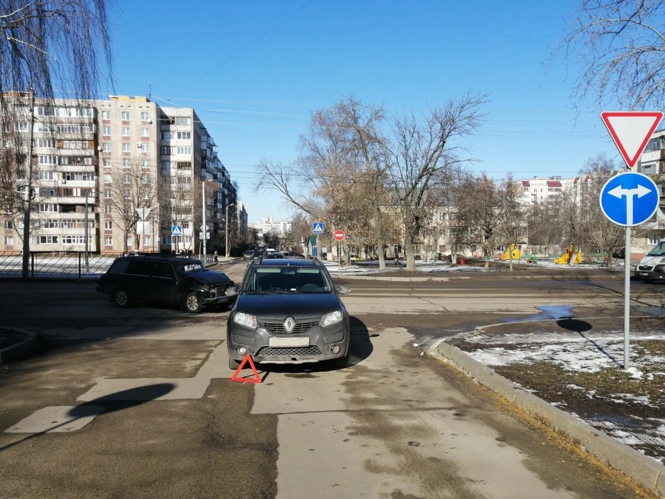 В Орле автоледи не уступила дорогу и столкнулась с «Ваз». Фото: Госавтоинспекции Орловской области