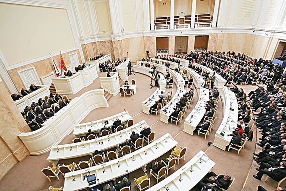 Довыборы в петербургский ЗакС пройдут 7 июня.