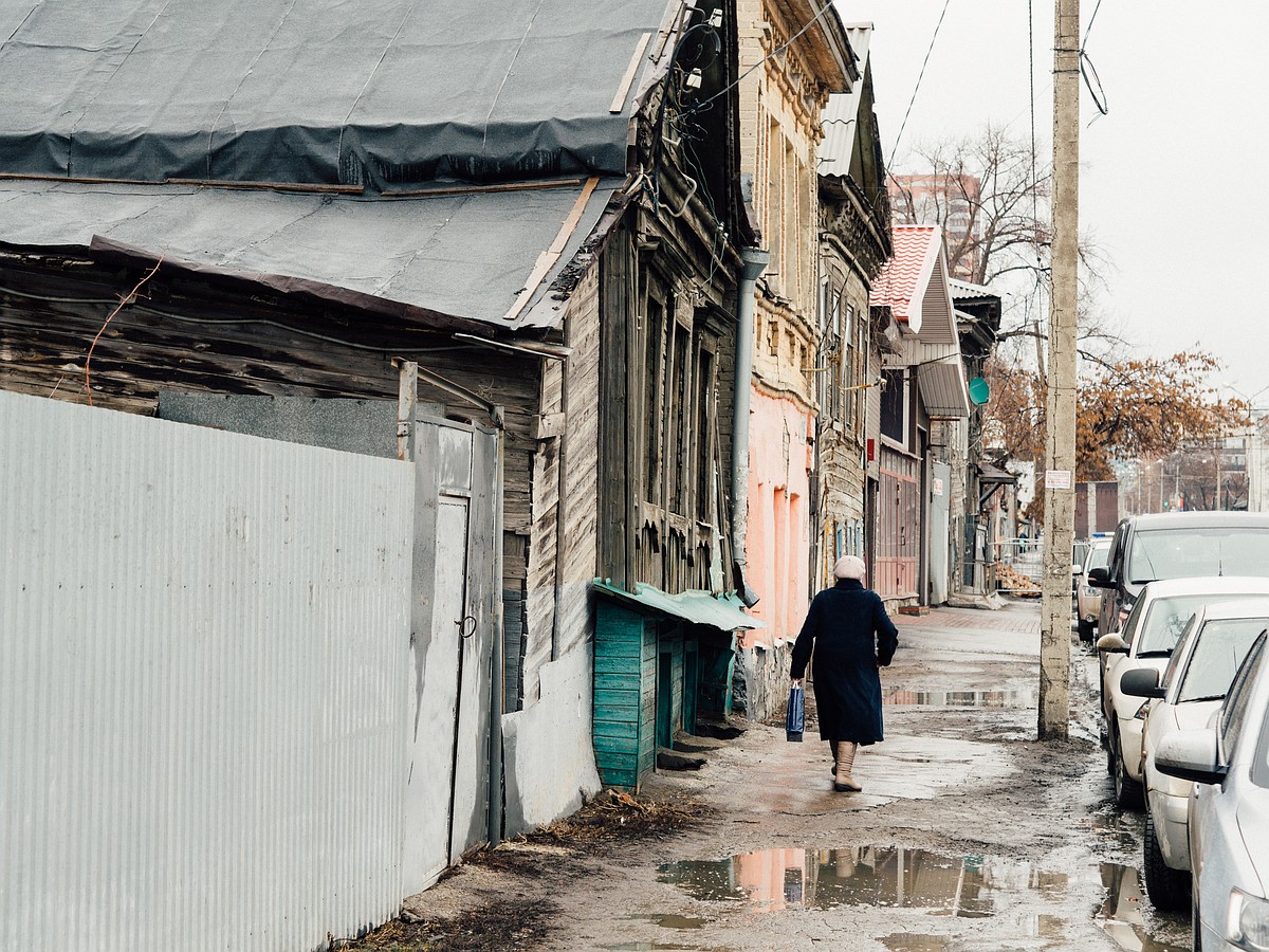 Где подмажем, где подляпаем, так и живем»: какие еще здания в центре могут  развалиться, как дом на Арцыбушевской - KP.RU