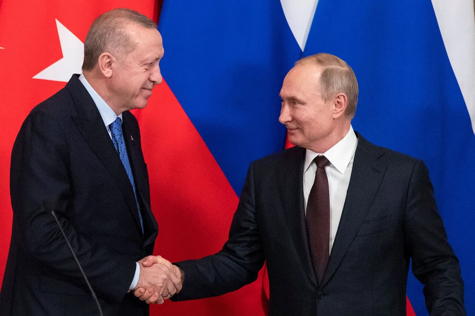 После многочасовых переговоров, которые в Москве 5 марта провели президенты России и Турции, было объявлено о том, что огонь в Идлибской зоне на севере Сирии будет прекращен.