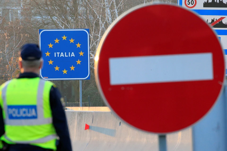 Проверка на дороге в районе границы Италии и Словении.