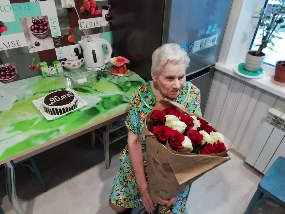 Ремонт стал подарком к юбилею — 15 марта Галина Александровна отметит 90-летие. Фото: Антон Савчук.