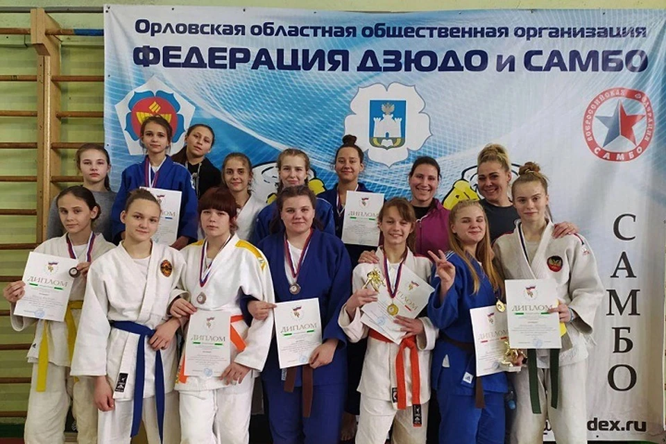 Поздравляем спортсменок с завоеванными призовыми местами. Фото: judo-dnr.ru