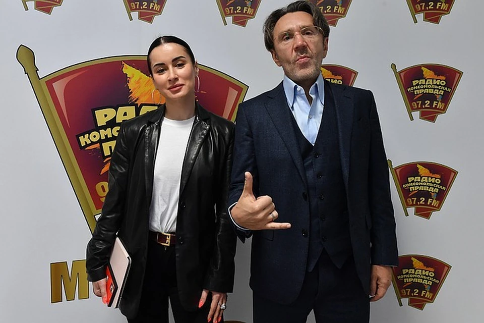 Шнуров вкладывается в недвижимость, но не за границей, а в России