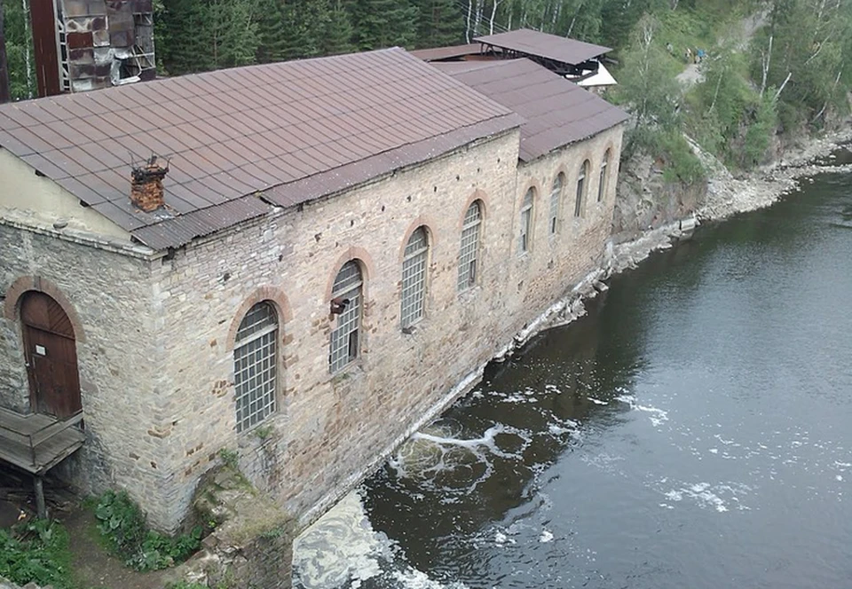 Старейшая электростанция России - Пороги. Фото: ru.wikipedia.org.