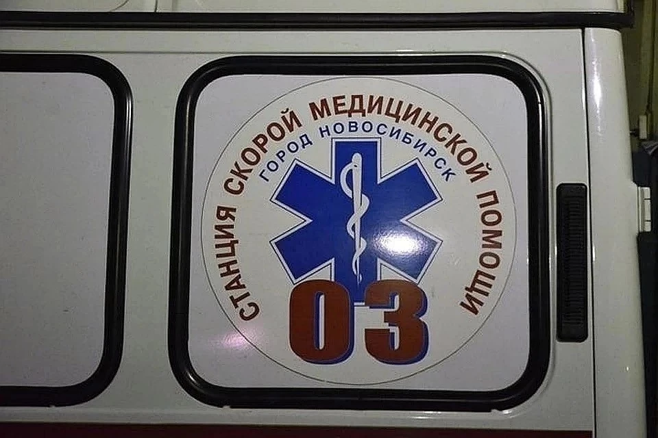 По словам людей, около одиннадцати часов вечера к дому на улице Южная подъехали неизвестные на иномарке и начали стрелять.