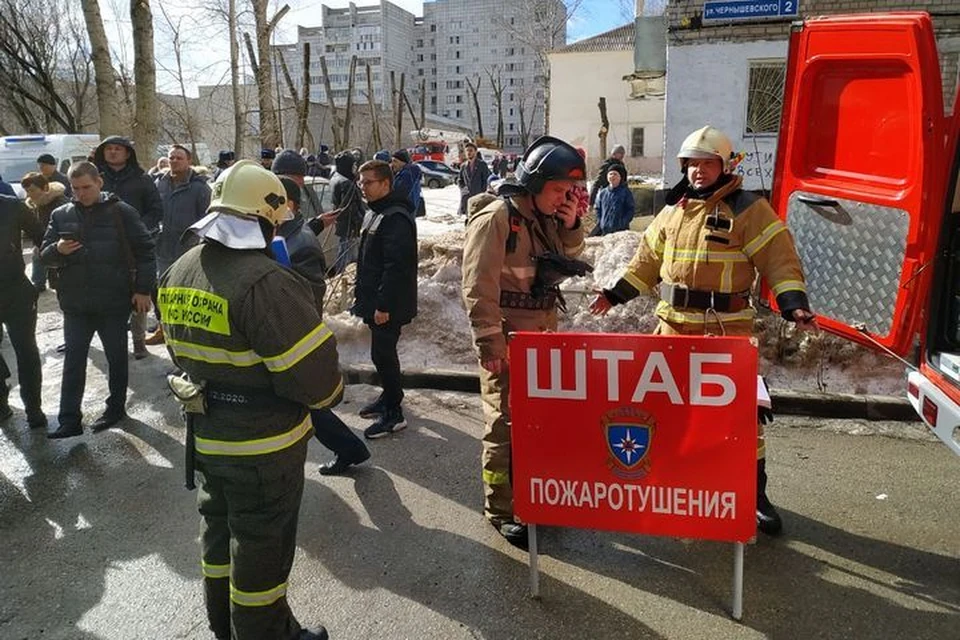 ЧП произошло в 12.30 в пятиэтажке на улице Чернышевского, 3.