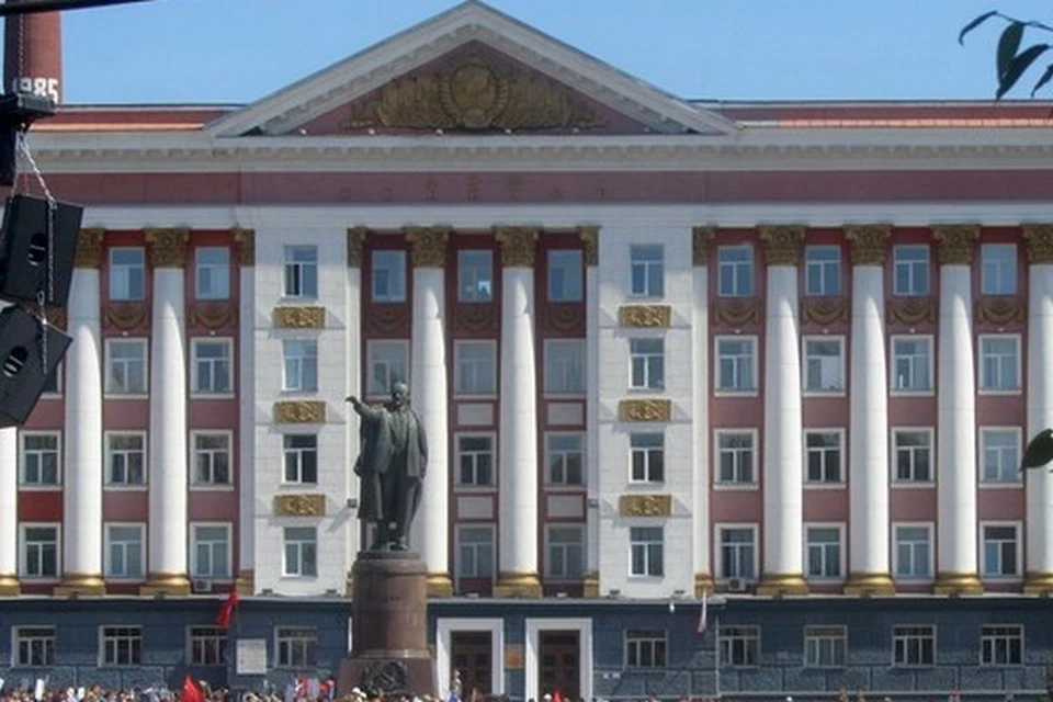 Обратиться к власти теперь можно только по телефону, почтой или онлайн