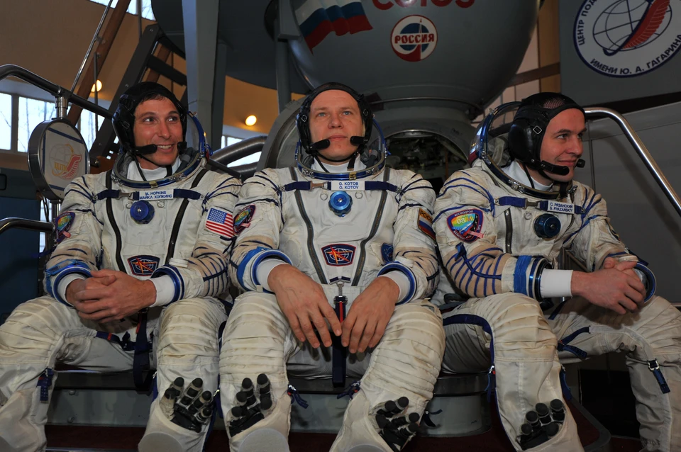 Космонавтов, которым приходится работать на Международной космической станции, учат долго находиться в закрытом пространстве
