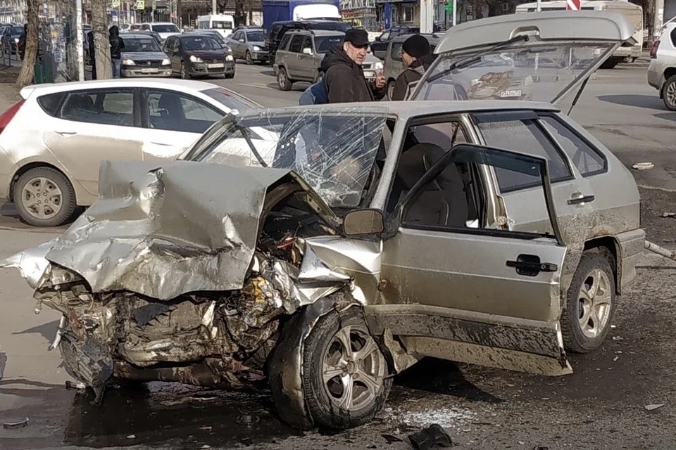 Свидетели аварии опубликовали фото в соцсетях